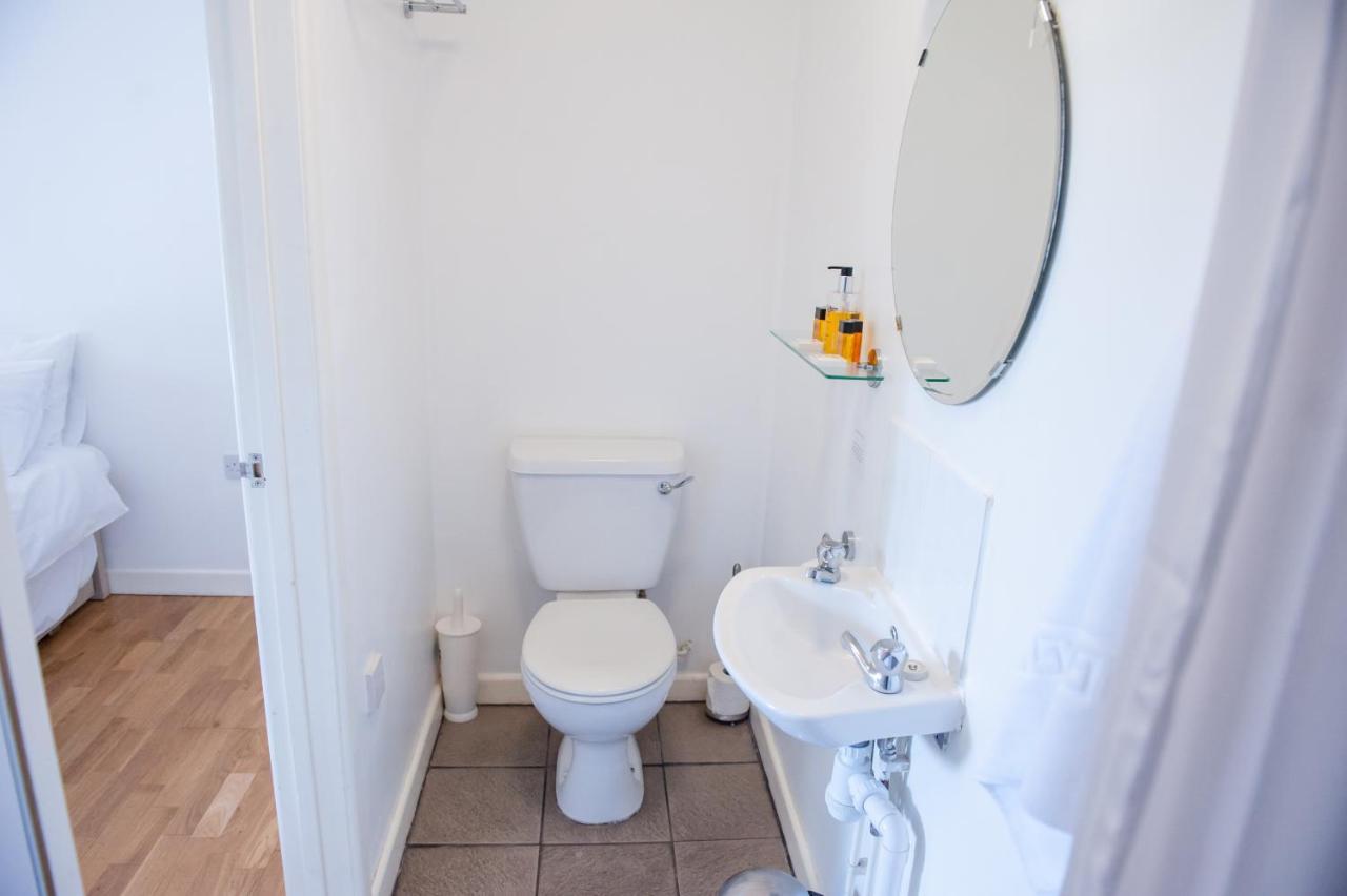 Cowbridge Cabins Ngoại thất bức ảnh